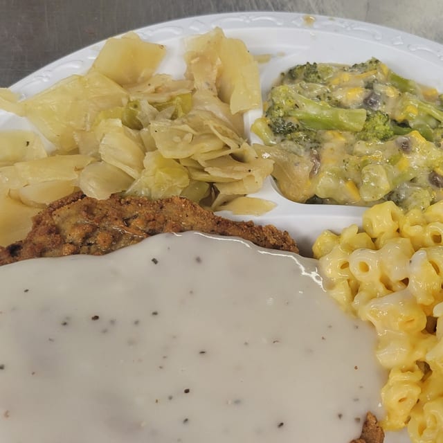 Dinners w/ 2 Sides.